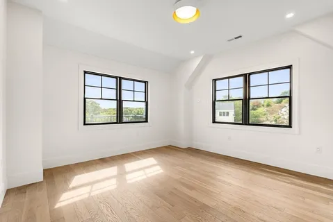 $3,495,000 | 226 Atlantic Street, Gloucester, MA 01930