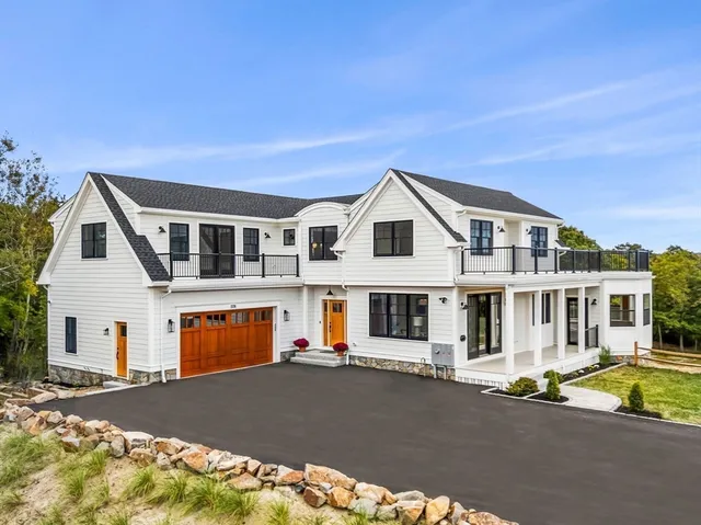 $3,495,000 | 226 Atlantic Street, Gloucester, MA 01930