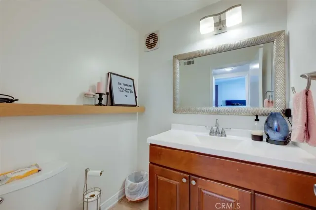 $1,900,000 | 664 Center Street, Costa Mesa, CA 92627