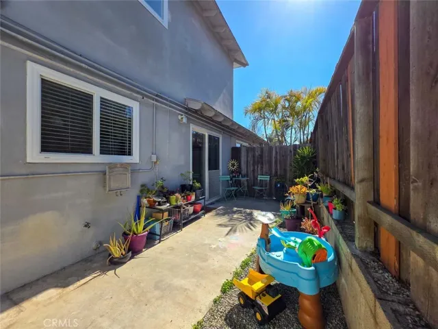 $1,900,000 | 664 Center Street, Costa Mesa, CA 92627