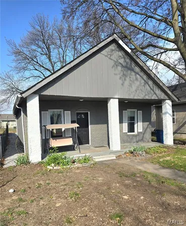 $110,000 | 712 Condit Street, Wood River, IL 62095