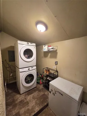 $110,000 | 712 Condit Street, Wood River, IL 62095