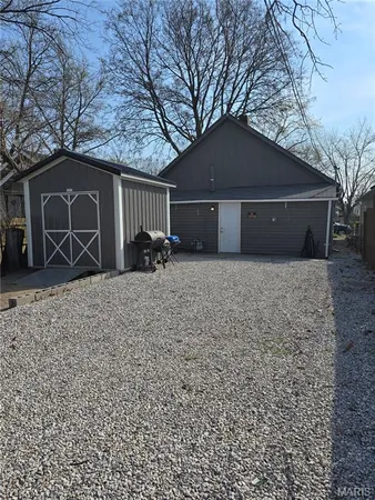 $99,900 | 712 Condit Street, Wood River, IL 62095