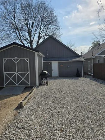 $110,000 | 712 Condit Street, Wood River, IL 62095