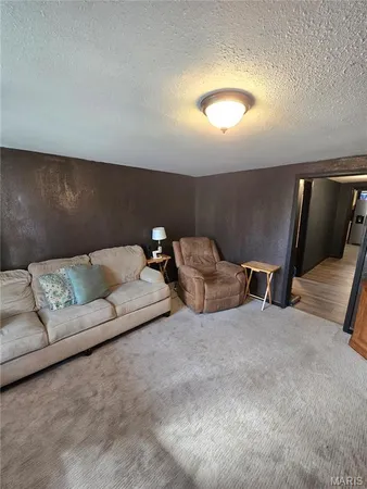 $110,000 | 712 Condit Street, Wood River, IL 62095