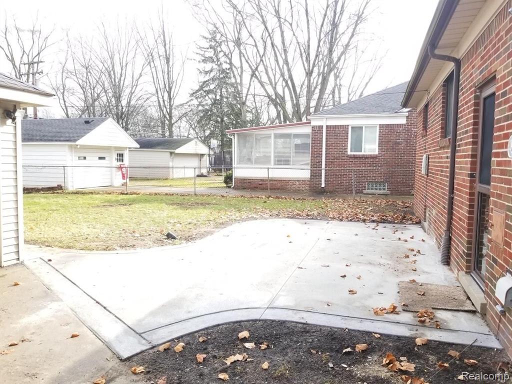 1527 East Melton Road Birmingham, MI 48009 - Photo 27 of 30