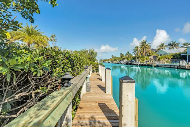 $3,195,000 | 1240 Coury Drive, Key Colony Beach, FL 33051