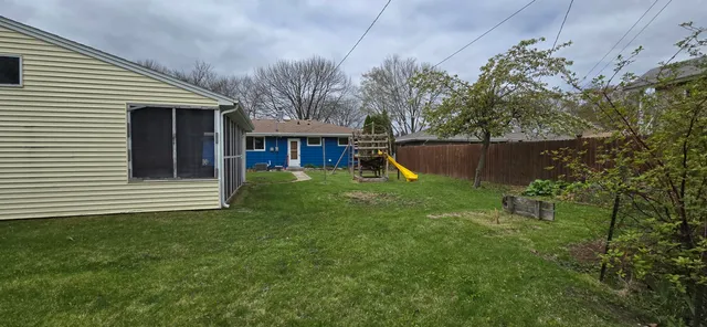 $235,000 | 2905 South 18th Street, Sheboygan, WI 53081