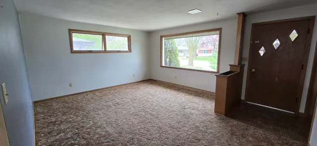 $235,000 | 2905 South 18th Street, Sheboygan, WI 53081