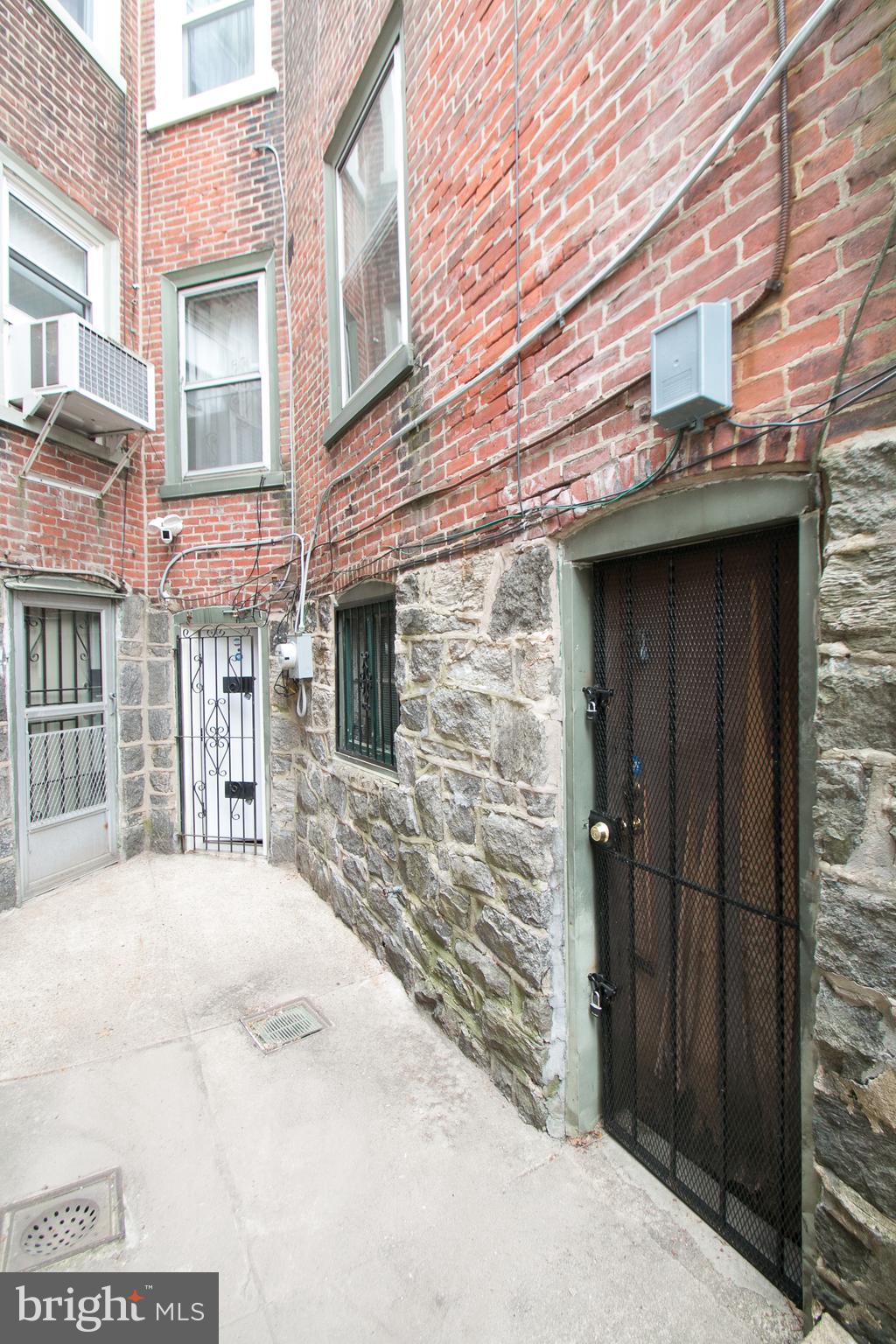 6037 Nassau Road Philadelphia, PA 19151 - Photo 27 of 31 Gallery Image 27