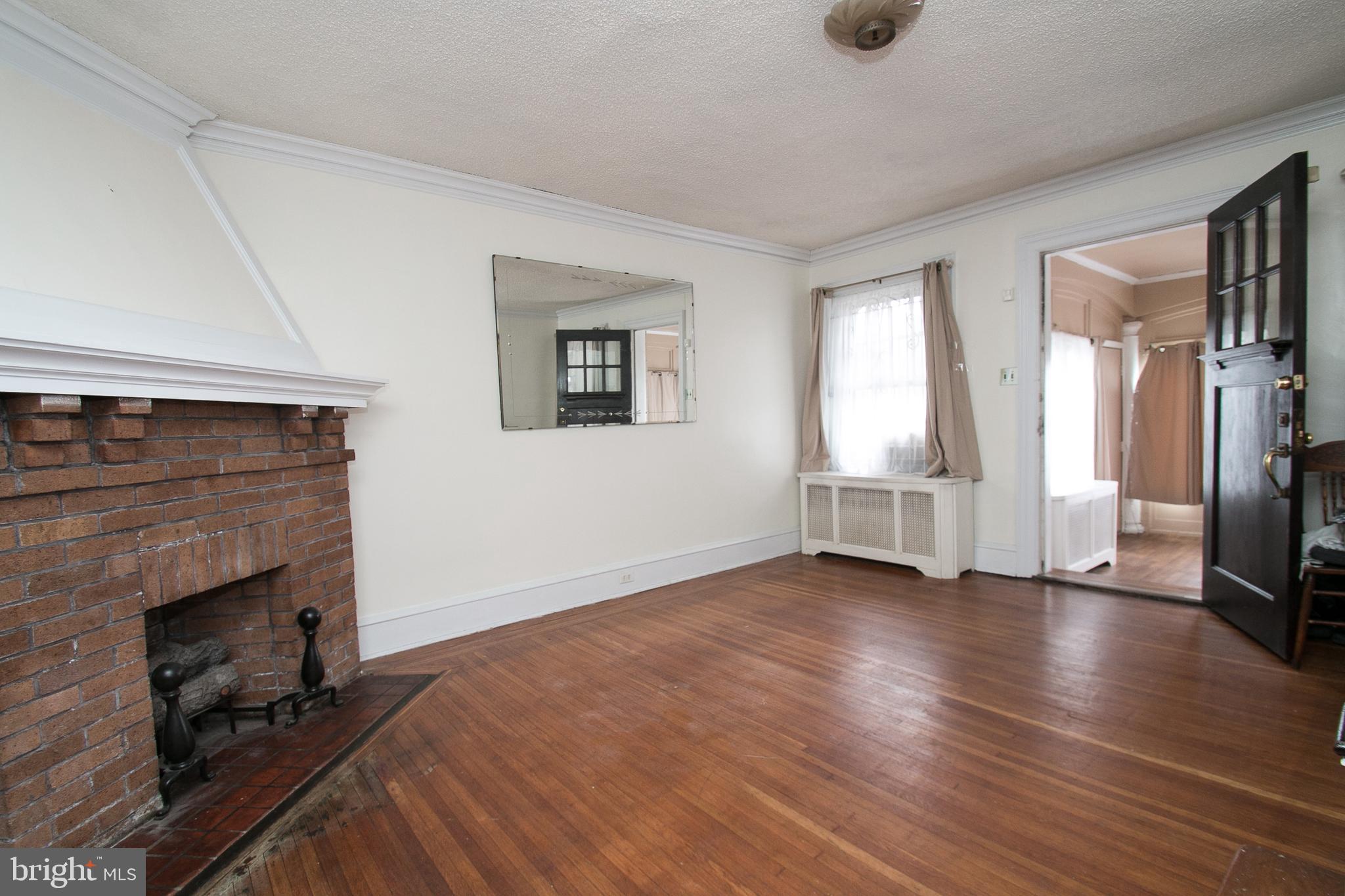 6037 Nassau Road Philadelphia, PA 19151 - Photo 6 of 31 Gallery Image 6