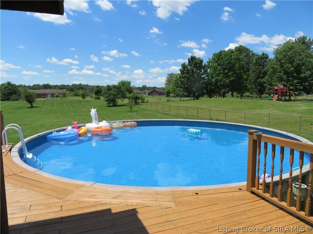 509 Howser Road Henryville, IN 47126 - Photo 4 of 24