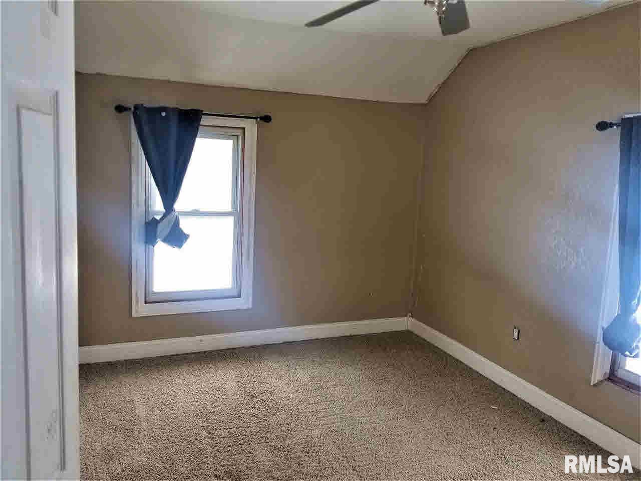 711 Edgington Street Reynolds, IL 61279 - Photo 9 of 9 Gallery Image 9