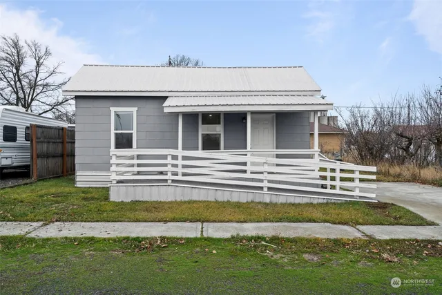 $210,000 | 506 West 4th Street, Sprague, WA 99032
