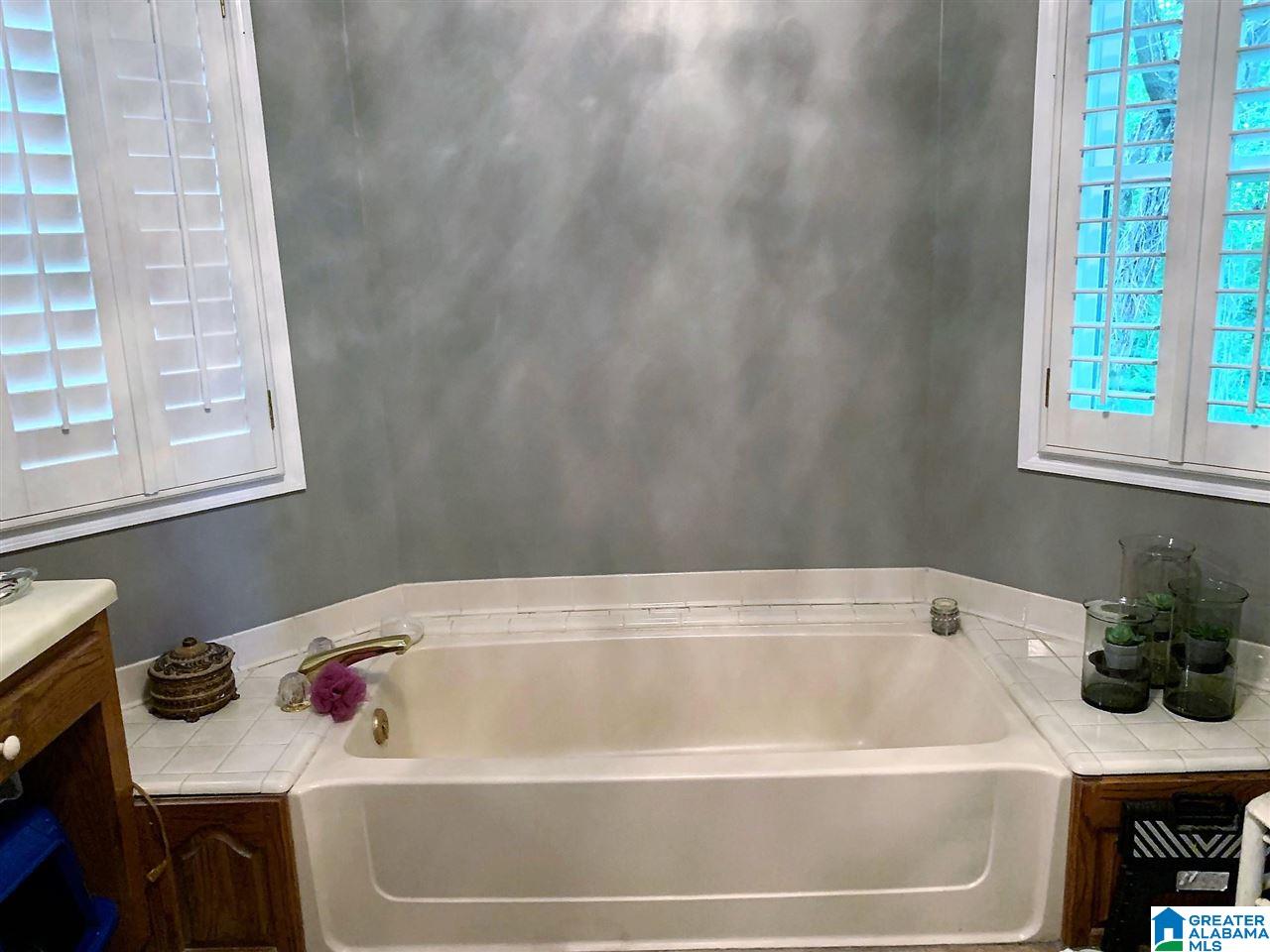 901 Cherokee Trail Anniston, AL 36206 - Photo 20 of 42