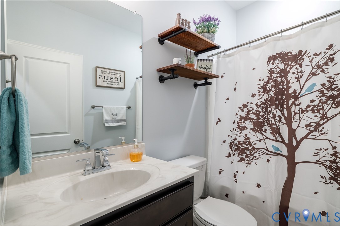 4875 Kimber Lane Gum Spring, VA 23065 - Photo 34 of 48 Bathroom featuring vanity and toilet