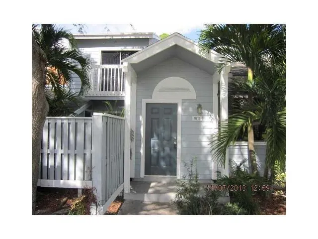 $2,400 | 1813 Racquet Court, Unit 1813, North Lauderdale, FL 33068