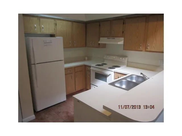 $2,400 | 1813 Racquet Court, Unit 1813, North Lauderdale, FL 33068