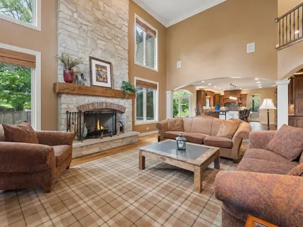 $1,850,000 | 901 Kenton Road, Deerfield, IL 60015
