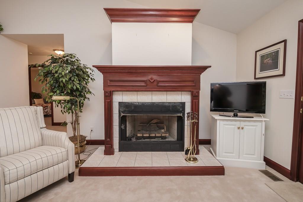 1310 Kingsgate Road Springfield, OH 45503 - Photo 17 of 65