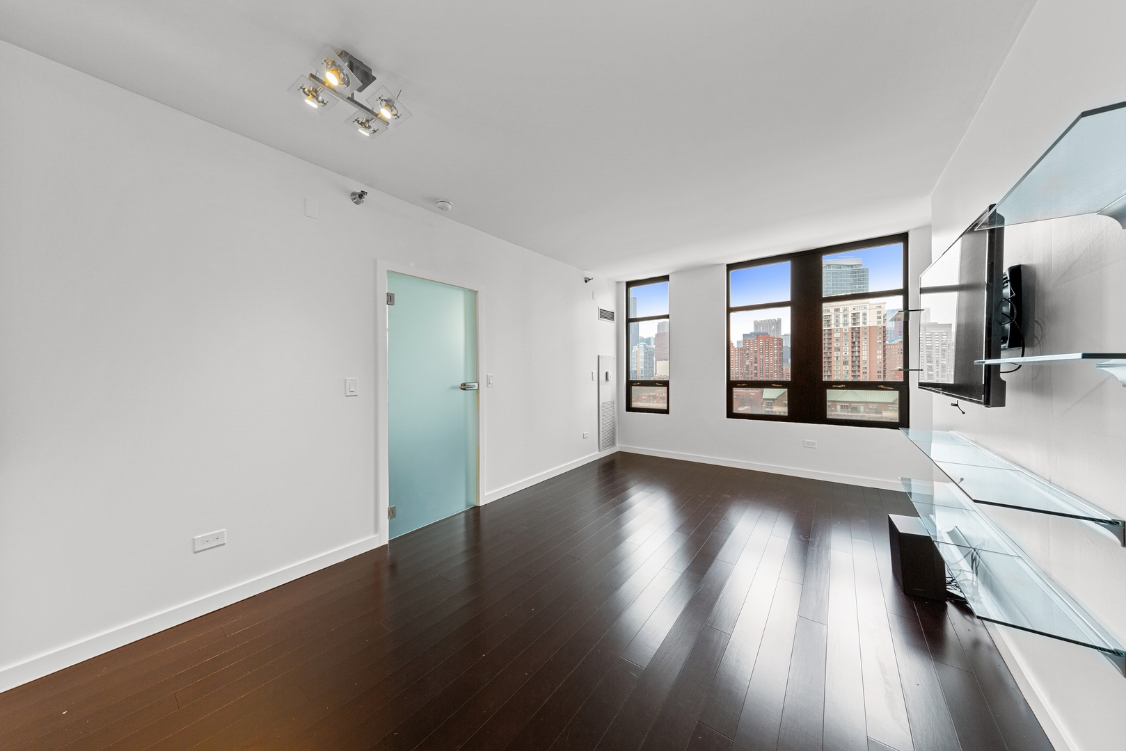 1255 South State Street, Unit 1101 Chicago, IL 60605 - Photo 13 of 25