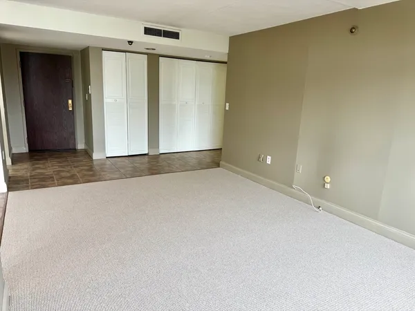 $2,500 | 51 Broad, Unit M16A, Weymouth, MA 02188