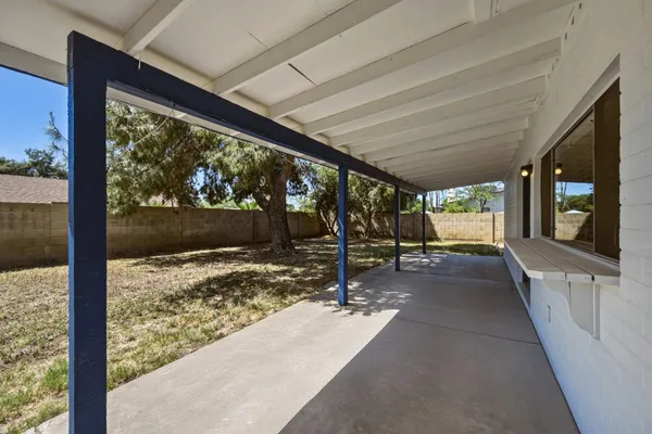 $2,895 | 5229 East Winchcomb Drive, Scottsdale, AZ 85254