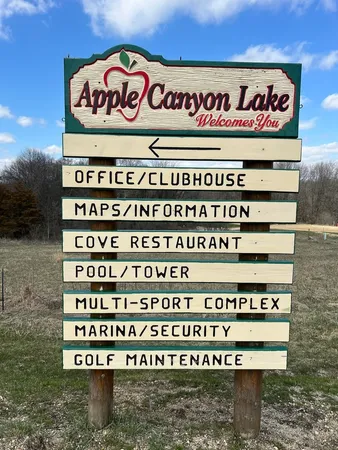 $15,000 | 226 Fox Court, Apple River, IL 61001