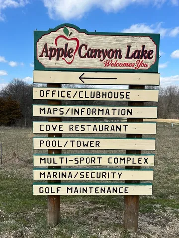 $15,000 | 226 Fox Court, Apple River, IL 61001