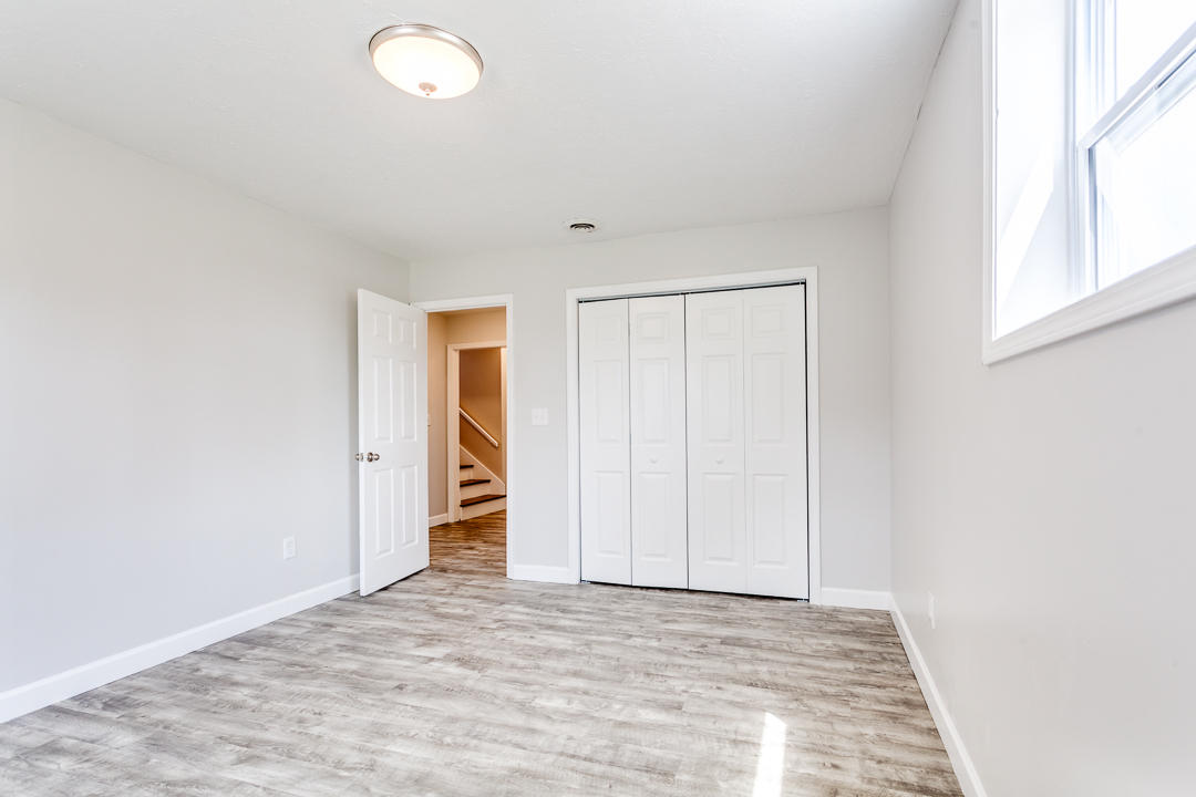 1237 Laurel Road Clinton, TN 37716 - Photo 34 of 40 037180405-3-1237LaurelRdClintonTN-SCREEN