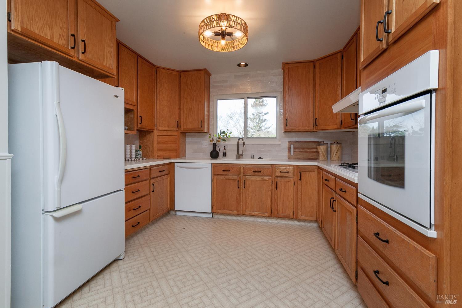 5530 Dupont Drive Santa Rosa, CA 95409 - Photo 10 of 27