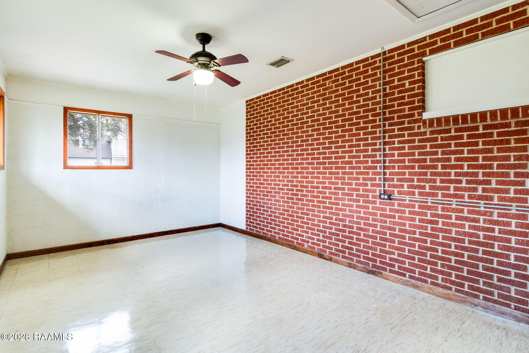 217 Chance Street Lafayette, LA 70506 - Photo 8 of 15 8-web-or-mls-217 Chance St-8