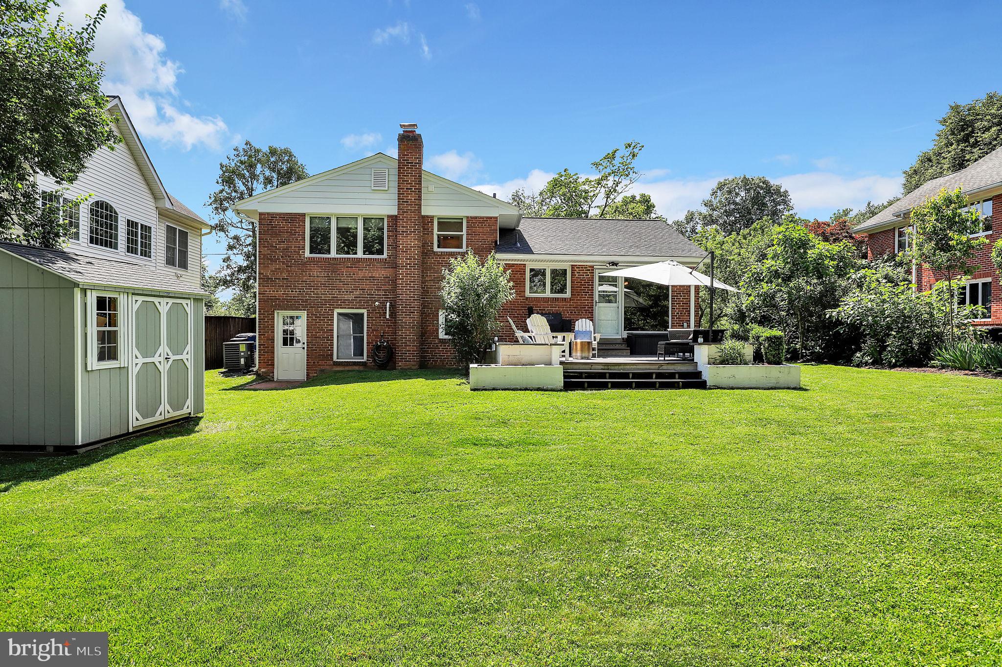 9803 Holmhurst Road Bethesda, MD 20817 - Photo 29 of 32 Gallery Image 29