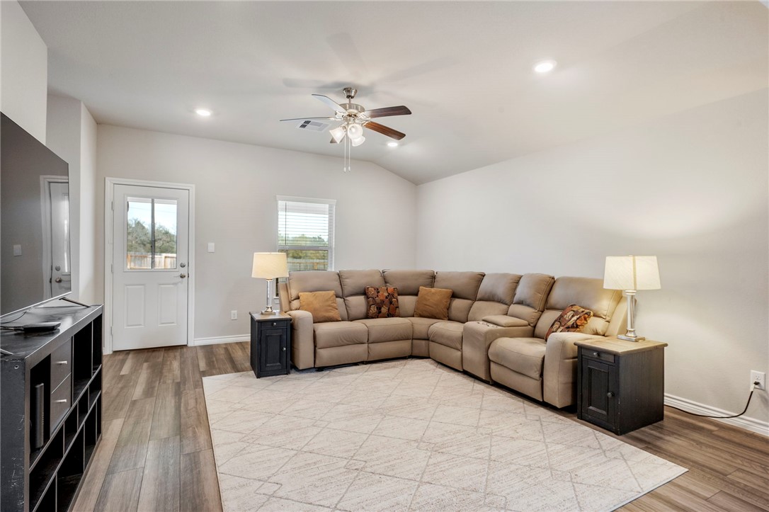 2078 Chief Street Bryan, TX 77807 - Photo 8 of 19