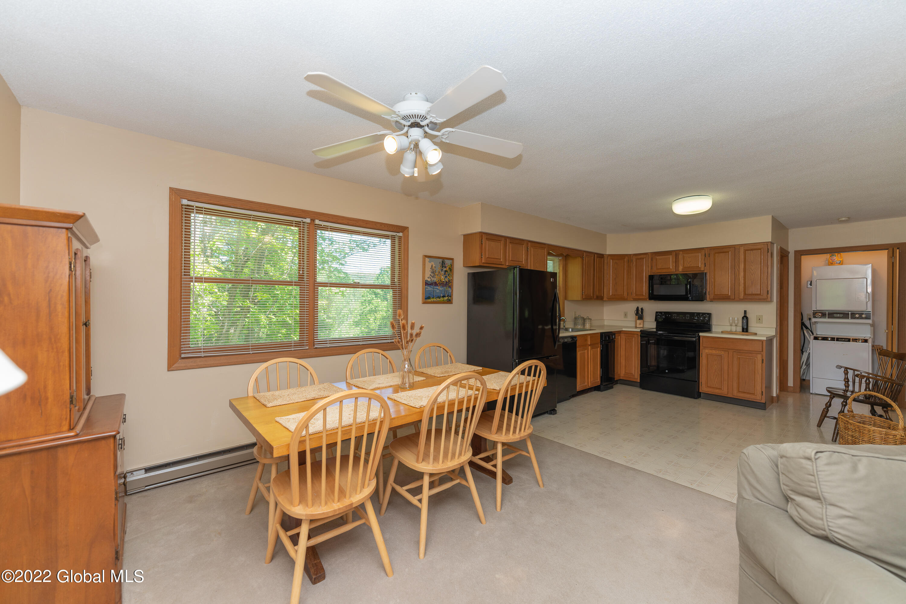 41 Ridgecrest Way Hampton, NY 12887 - Photo 15 of 67 3Dining 1