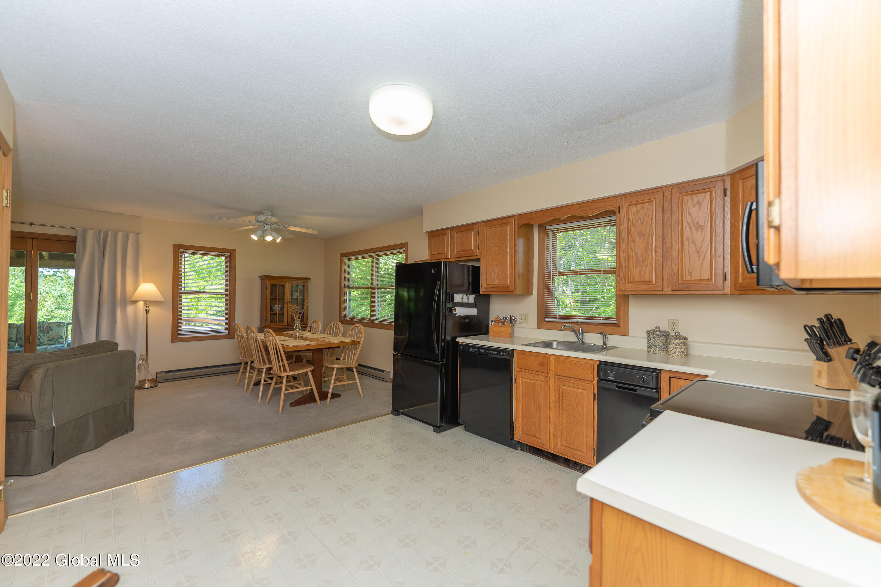 41 Ridgecrest Way Hampton, NY 12887 - Photo 20 of 67 4Kitchen 2