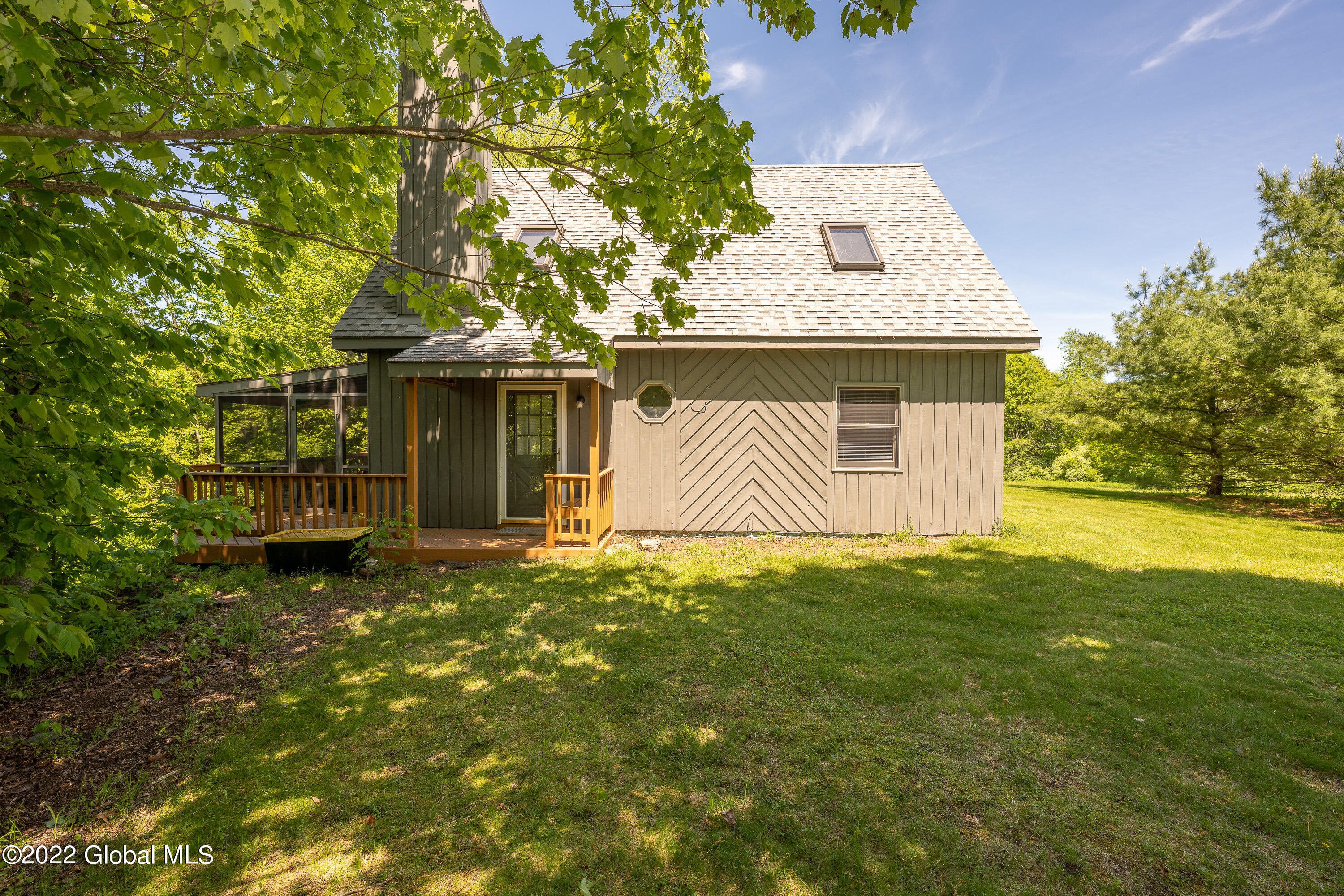 41 Ridgecrest Way Hampton, NY 12887 - Photo 2 of 67 0Front 2
