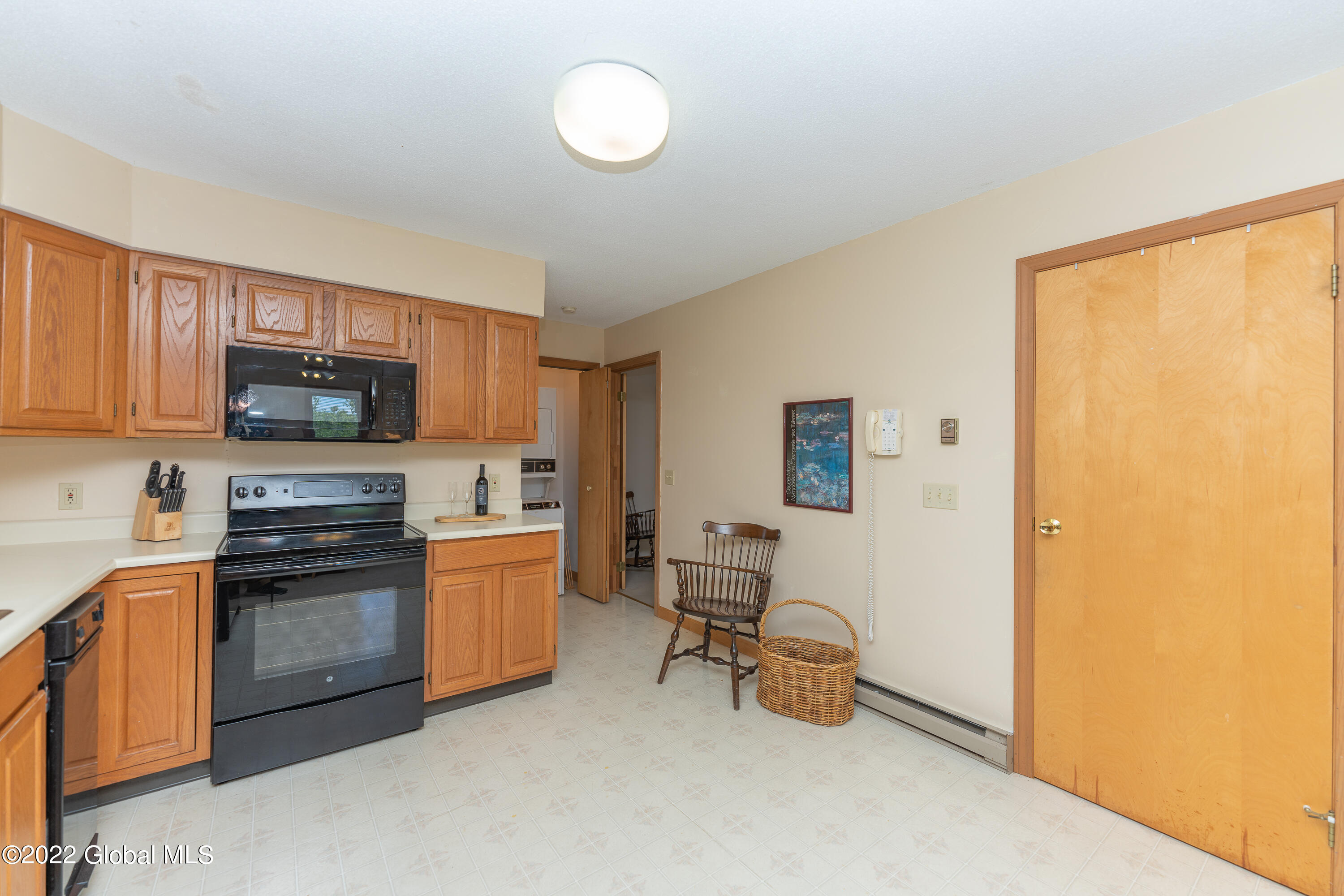 41 Ridgecrest Way Hampton, NY 12887 - Photo 24 of 67 4Kitchen 6