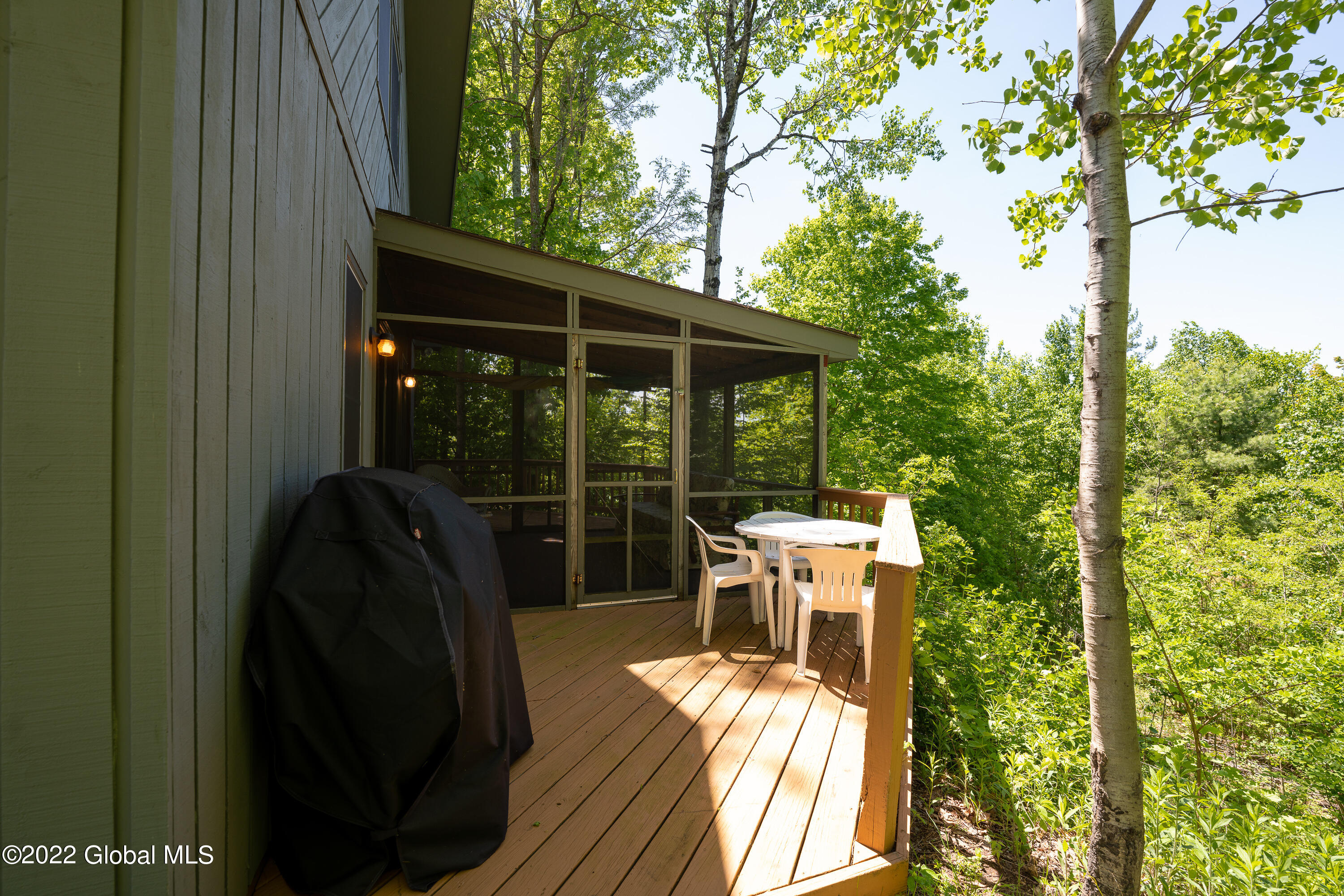 41 Ridgecrest Way Hampton, NY 12887 - Photo 43 of 67 8OutPorch 1