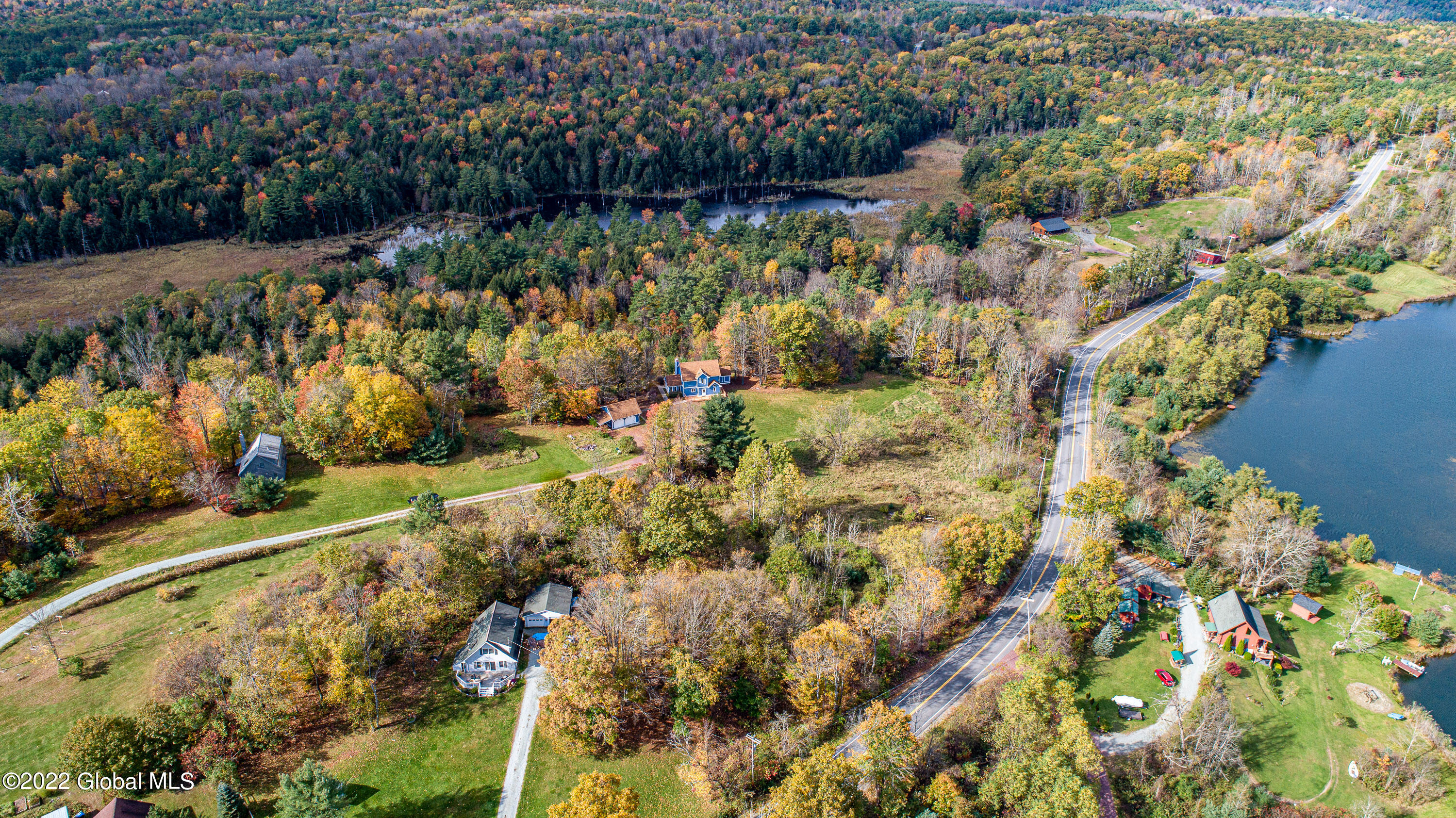 41 Ridgecrest Way Hampton, NY 12887 - Photo 56 of 67 Air Yard 5