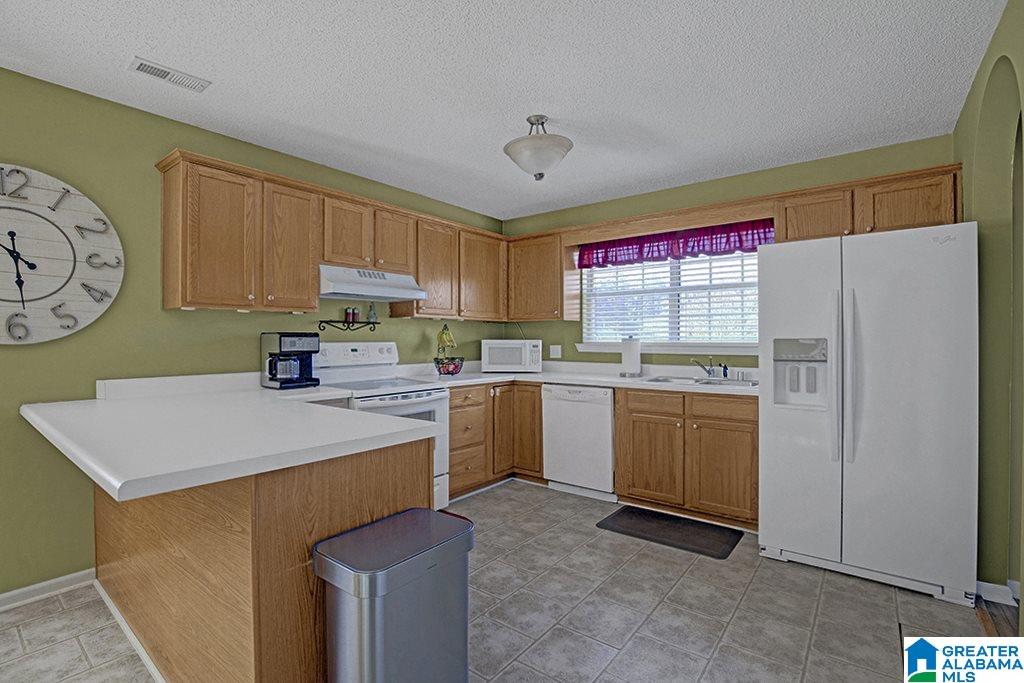 1701 Windsor Lane Leeds, AL 35094 - Photo 14 of 27