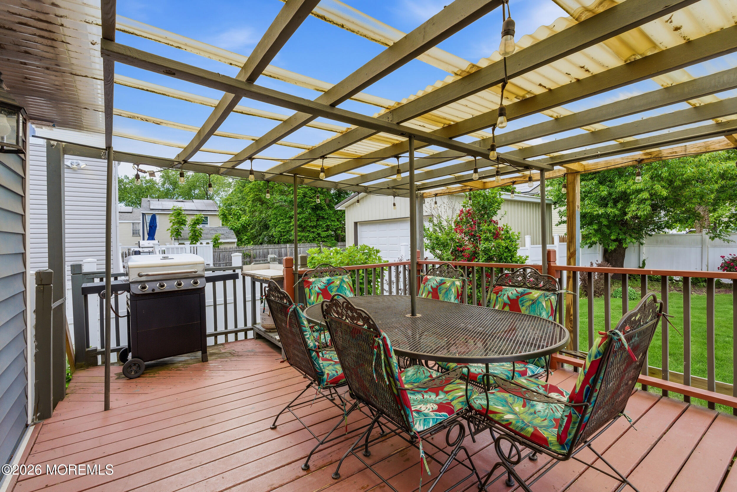 222 Raritan Street Keyport, NJ 07735 - Photo 27 of 31 049