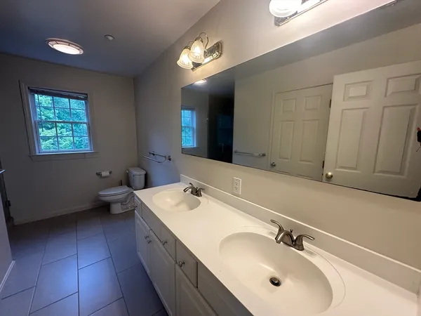 $4,300 | 18 Edgemoor Circle, Unit 18, Wellesley, MA 02482