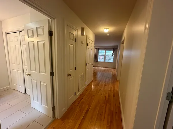 $4,300 | 18 Edgemoor Circle, Unit 18, Wellesley, MA 02482