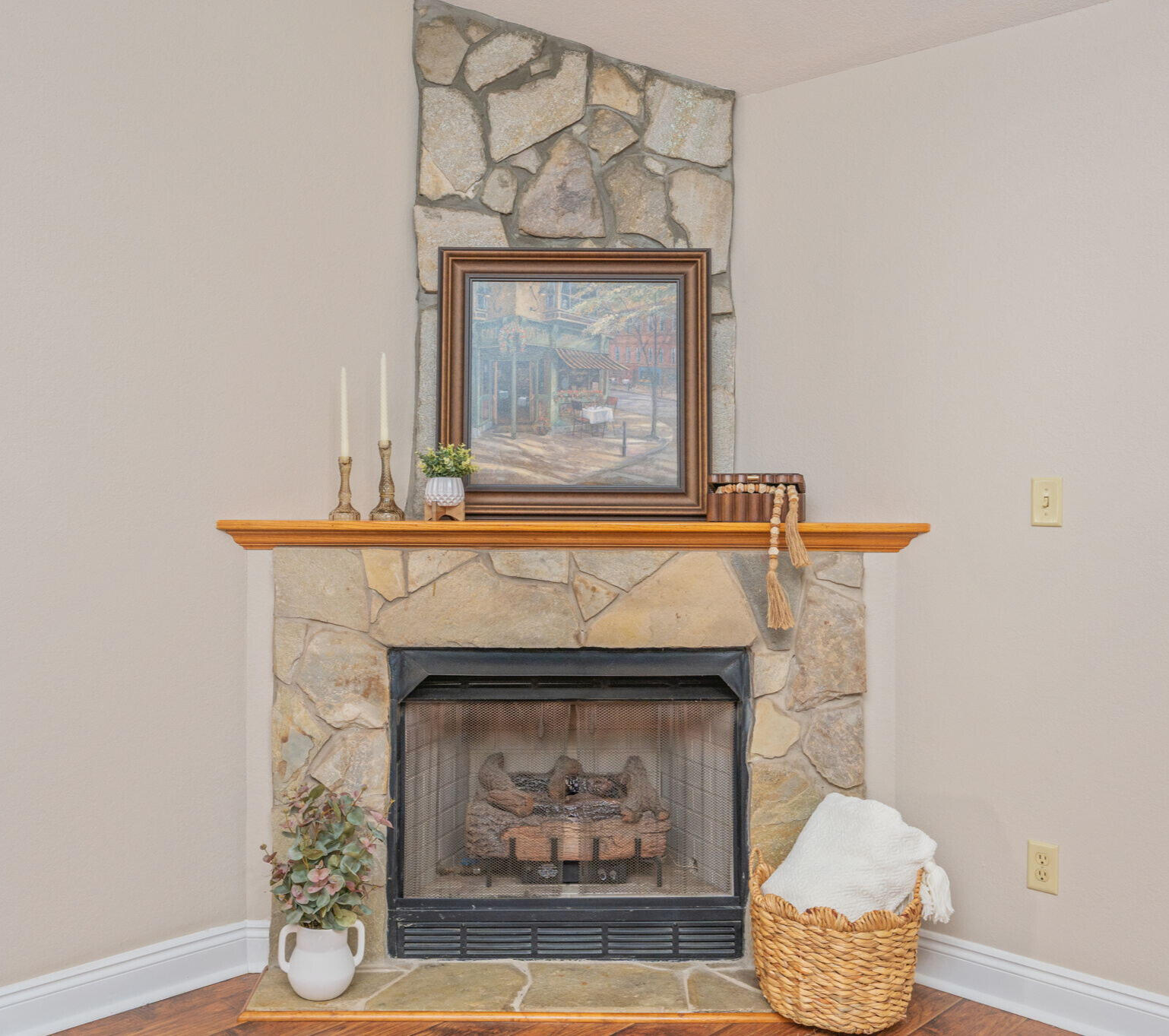 516 Blue Pond Circle Ponce de Leon, FL 32455 - Photo 11 of 39 a view of fireplace with wooden floor