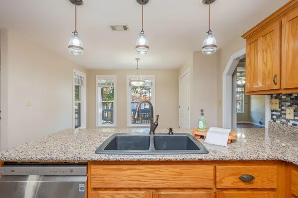 $529,900 | 516 Blue Pond Circle, Ponce de Leon, FL 32455