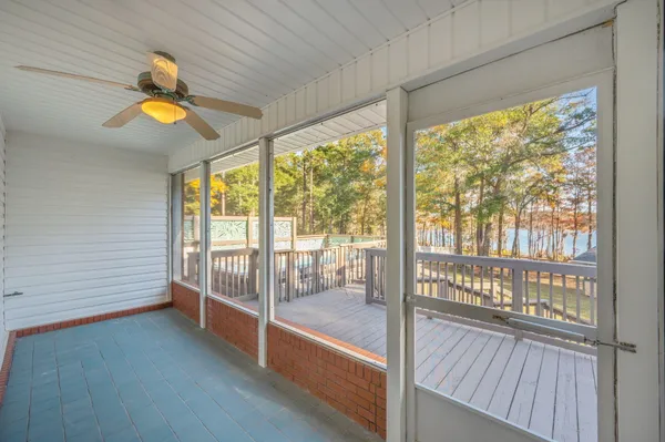 $529,900 | 516 Blue Pond Circle, Ponce de Leon, FL 32455