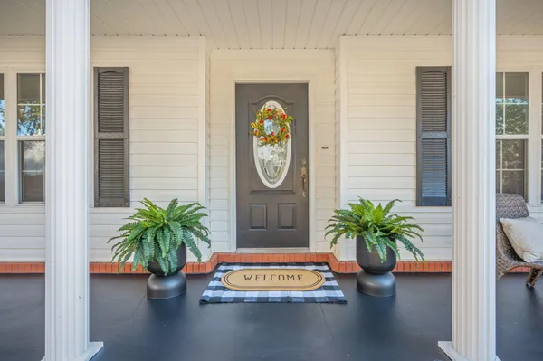 $529,900 | 516 Blue Pond Circle, Ponce de Leon, FL 32455