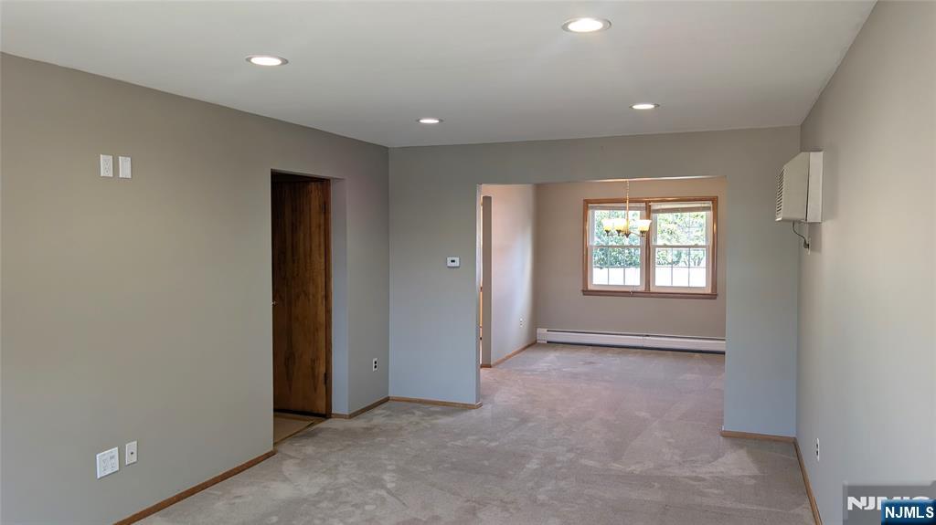 33 Kossuth Street, Unit 1 Wallington, NJ 07057 - Photo 4 of 16
