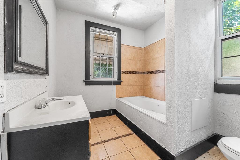 814 Dohrman Street McKees Rocks, PA 15136 - Photo 22 of 29 Gallery Image 22